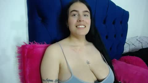 Snapshot of ari_coohachelaa chatting on June 2, 4:36 am ARIANNA online show from June 2, 4:36 am