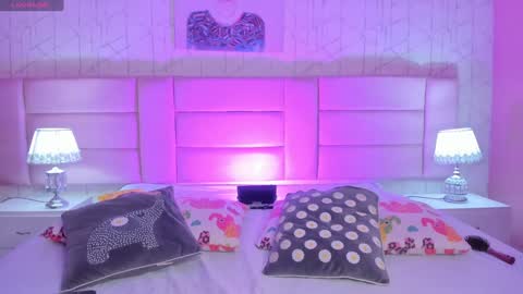 Ari  online show from January 14, 1:15 am