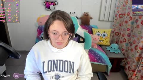 Snapshot of aria_alaia chatting on February 6, 4:42 am Linda online show from February 6, 4:42 am