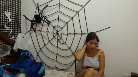 aria_arthur online show from October 29, 1:52 am