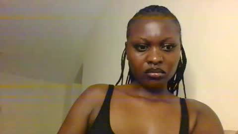 aria_bella25 online show from March 13, 8:37 pm