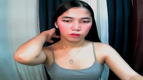 Snapshot of aria_fucks chatting on October 28, 6:39 am ARIA online show from October 28, 6:39 am