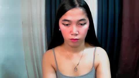 Snapshot of aria_fucks chatting on December 18, 3:40 pm ARIA online show from December 18, 3:40 pm