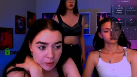 Snapshot of aria_glow chatting on June 26, 7:29 pm Aria online show from June 26, 7:29 pm