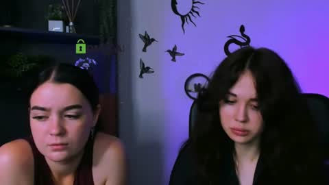 Snapshot of aria_glow chatting on July 19, 7:28 pm Aria online show from July 19, 7:28 pm