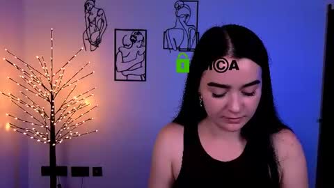 Snapshot of aria_glow chatting on July 24, 7:12 pm Aria online show from July 24, 7:12 pm