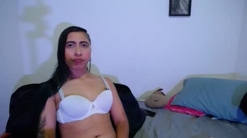 Snapshot of aria_jhonsson777 chatting on February 25, 3:05 am 777 online show from February 25, 3:05 am