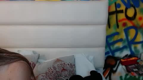 aria online show from November 24, 11:43 am