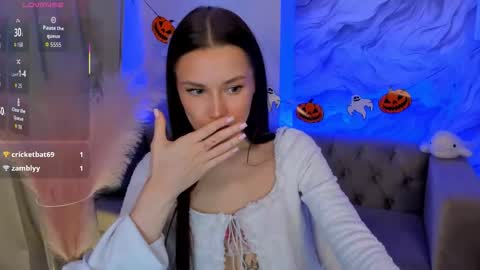 Snapshot of aria_mila chatting on October 25, 11:29 am aria_mila online show from October 25, 11:29 am