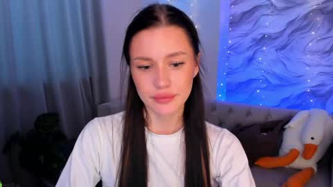 aria_mila online show from April 27, 11:08 am