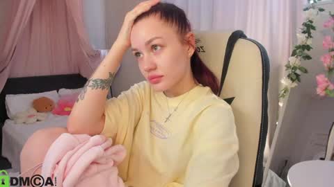 Snapshot of aria_mila chatting on May 21, 3:13 am aria_mila online show from May 21, 3:13 am