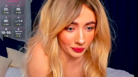 Snapshot of aria_montclair chatting on May 8, 3:34 am aria_montclair online show from May 8, 3:34 am