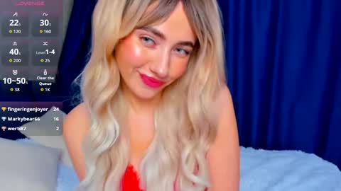 Snapshot of aria_montclair chatting on May 26, 2:24 pm aria_montclair online show from May 26, 2:24 pm