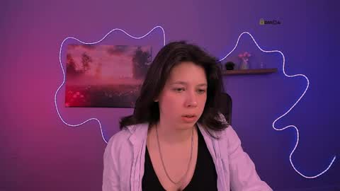 aria_wild_ online show from May 4, 7:21 pm