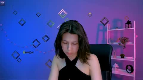 aria_wild_ online show from May 9, 8:03 pm
