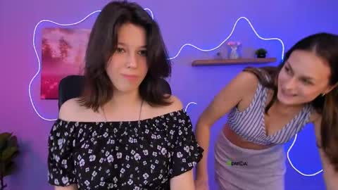 aria_wild_ online show from May 22, 7:08 pm