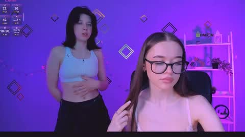 aria_wild_ online show from June 4, 7:42 pm