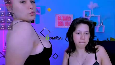 aria_wild_ online show from June 27, 6:46 pm