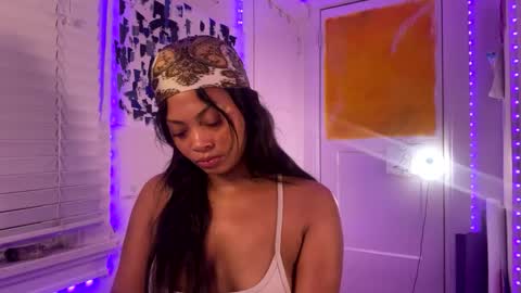 Snapshot of ariaatelier chatting on September 19, 7:10 am Aria Atelier online show from September 19, 7:10 am