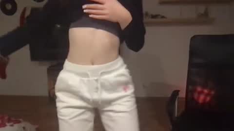 AriaCreazy online show from December 28, 12:15 am