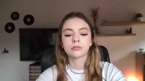 AriaCreazy online show from February 28, 10:30 am