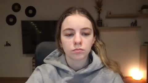 AriaCreazy online show from February 28, 9:33 pm