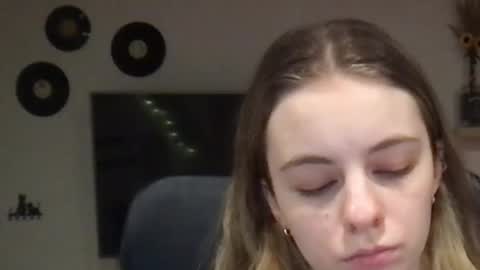 AriaCreazy online show from March 3, 9:37 pm