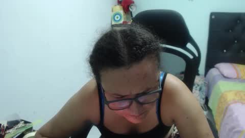 ...Ariana... online show from November 1, 6:21 pm