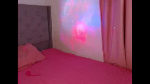 Ari online show from November 8, 7:19 am