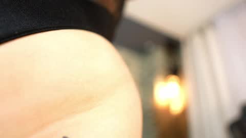 Snapshot of ariadna_milano chatting on May 19, 1:06 pm - -. .- Ariadna -. .- - online show from May 19, 1:06 pm