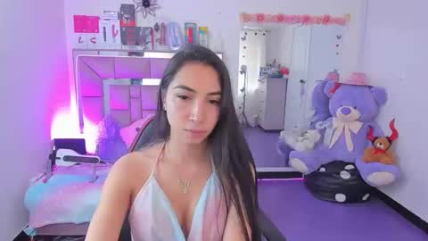 Snapshot of ariadnacappelletty_ chatting on May 30, 5:54 pm ariadnacappelletty online show from May 30, 5:54 pm