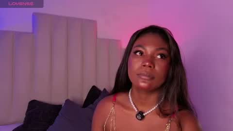 Snapshot of ariadnacolby chatting on June 9, 12:33 am ariadnacolby online show from June 9, 12:33 am