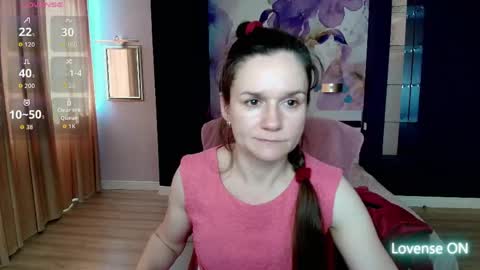 AriaGray online show from April 29, 11:47 am