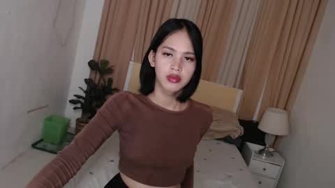 Snapshot of ariahooper chatting on March 11, 7:15 am Christine JorgensenChristmas wish breasts implants online show from March 11, 7:15 am