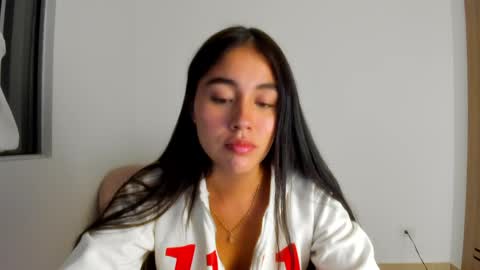 Snapshot of ariamontgomeryyy chatting on June 1, 3:30 am Aria Montgomery online show from June 1, 3:30 am