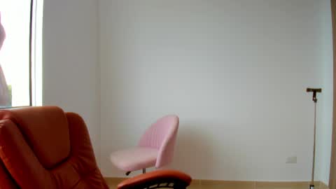Snapshot of ariamontgomeryyy chatting on June 3, 8:03 pm Aria Montgomery online show from June 3, 8:03 pm