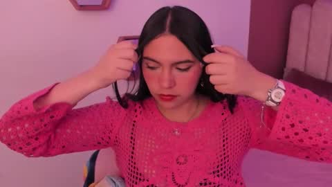 ariana__clauss online show from December 1, 9:09 pm