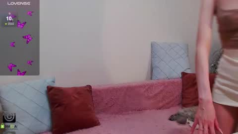 Snapshot of ariana_addams2 chatting on February 26, 7:35 pm ariana_addams2 online show from February 26, 7:35 pm