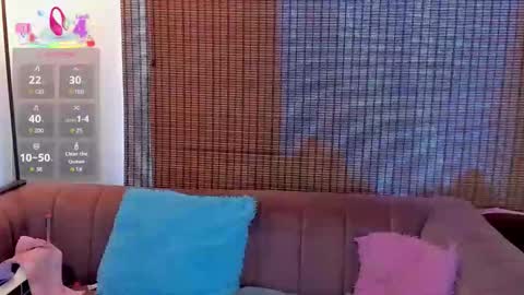 Ariana Cruz online show from December 4, 4:16 pm