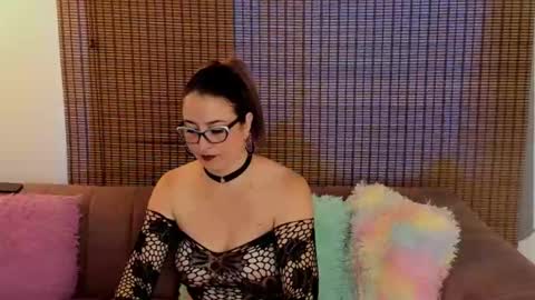 Ariana Cruz online show from April 26, 1:09 pm