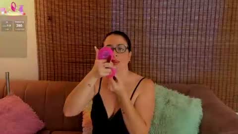Ariana Cruz online show from July 19, 12:42 pm