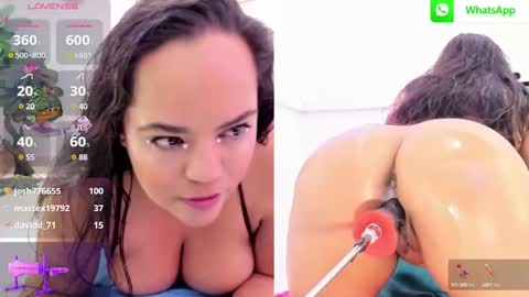 Snapshot of ariana_girl_ chatting on January 13, 6:06 am ariana girl online show from January 13, 6:06 am