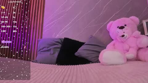 Snapshot of ariana_jhonson11 chatting on November 21, 11:31 am Ariana online show from November 21, 11:31 am