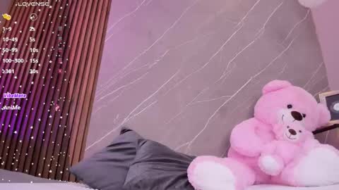 Snapshot of ariana_jhonson11 chatting on November 25, 12:05 pm Ariana online show from November 25, 12:05 pm