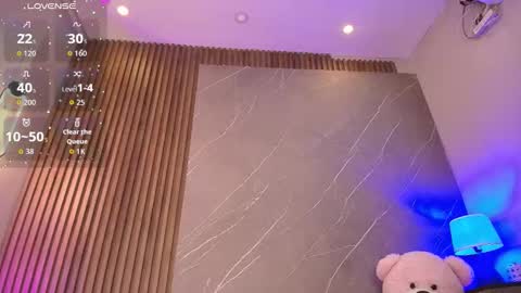 Ariana online show from February 11, 12:32 pm