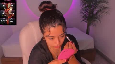 Snapshot of ariana_pierce chatting on November 4, 12:26 pm Ariana online show from November 4, 12:26 pm