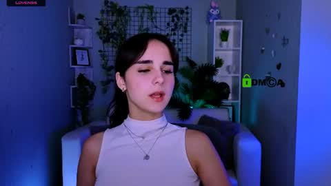 Snapshot of ariana_ross7 chatting on June 27, 7:19 pm ariana_ross7 online show from June 27, 7:19 pm