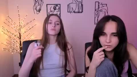 Snapshot of ariana_ross7 chatting on July 12, 2:52 pm ariana_ross7 online show from July 12, 2:52 pm