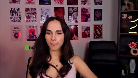 Snapshot of ariana_ross7 chatting on July 15, 7:30 pm ariana_ross7 online show from July 15, 7:30 pm