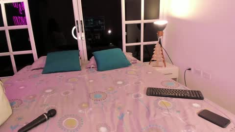 Snapshot of ariana_villada chatting on January 17, 4:06 am Ari online show from January 17, 4:06 am